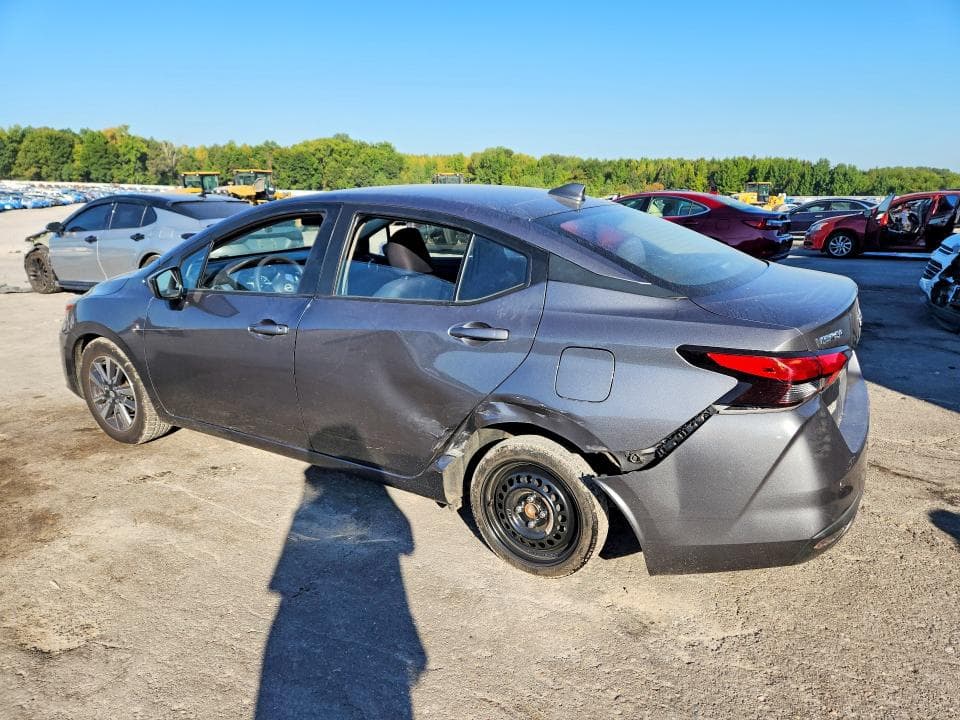 2023 NISSAN VERSA SV 2