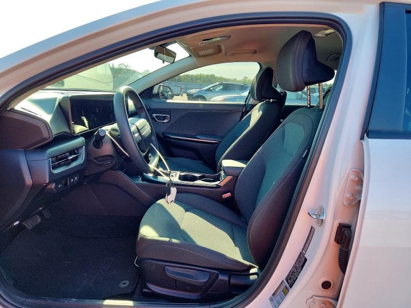 2025 KIA K4 LX 7