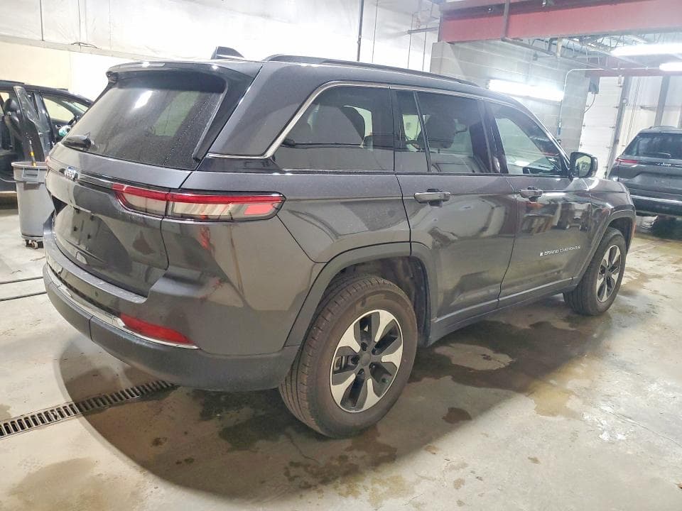 2023 JEEP GRAND CHEROKEE LIMITED 4XE 3