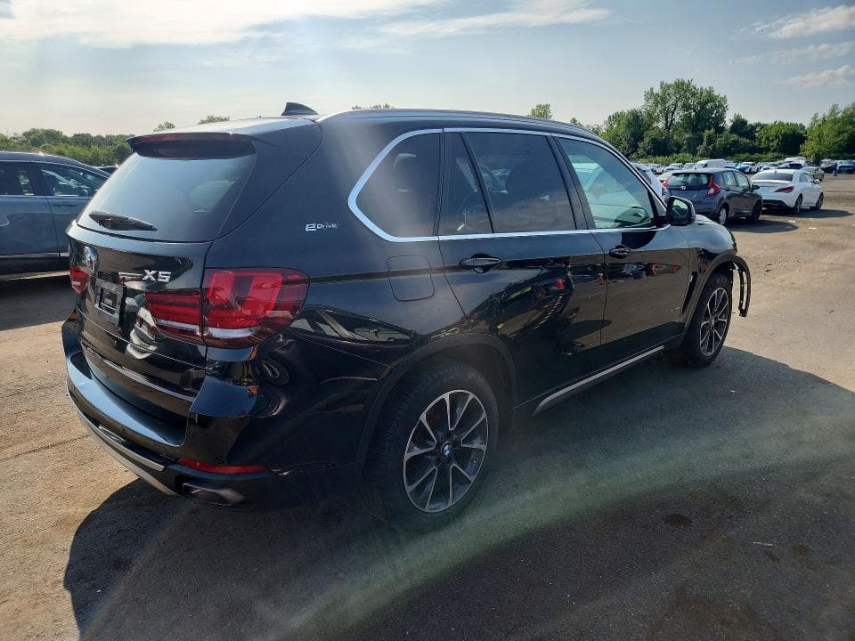 2017 BMW X5 XDR40E 3