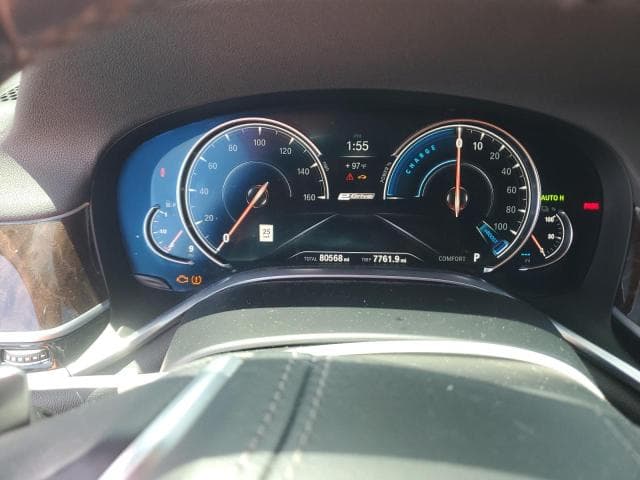 2018 BMW 740 XE 9