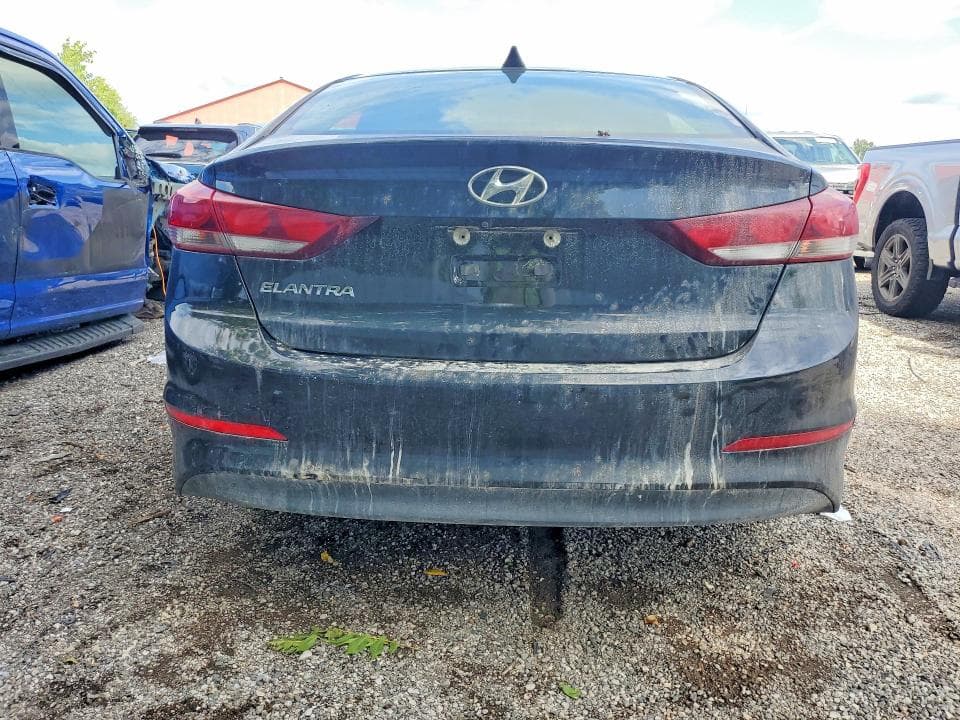 2017 HYUNDAI ELANTRA SE 6