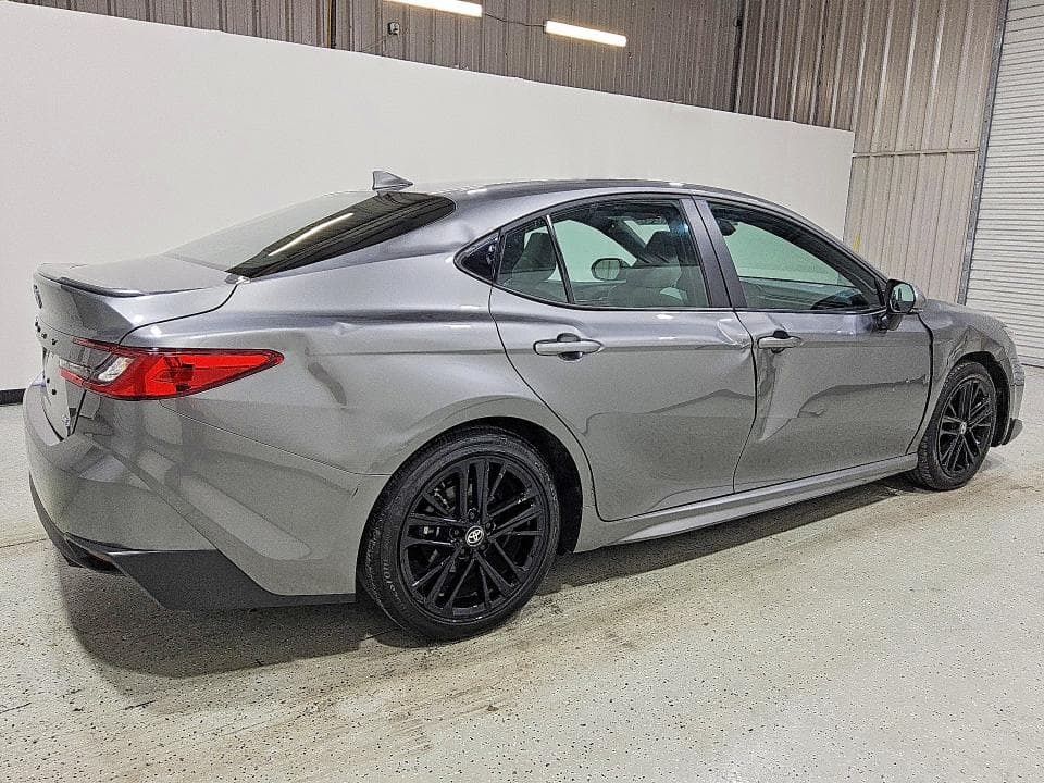 2026 TOYOTA CAMRY SE 3
