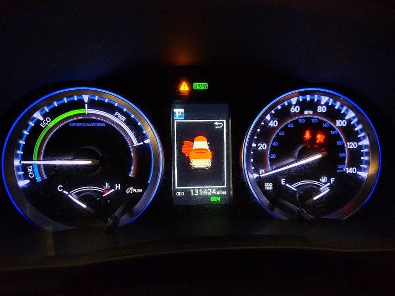 2017 TOYOTA HIGHLANDER HYBRID LIMITED PLATINUM 9