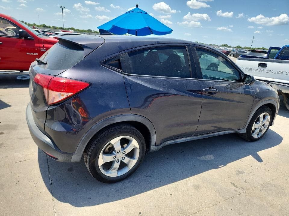 2017 HONDA HR-V LX 3