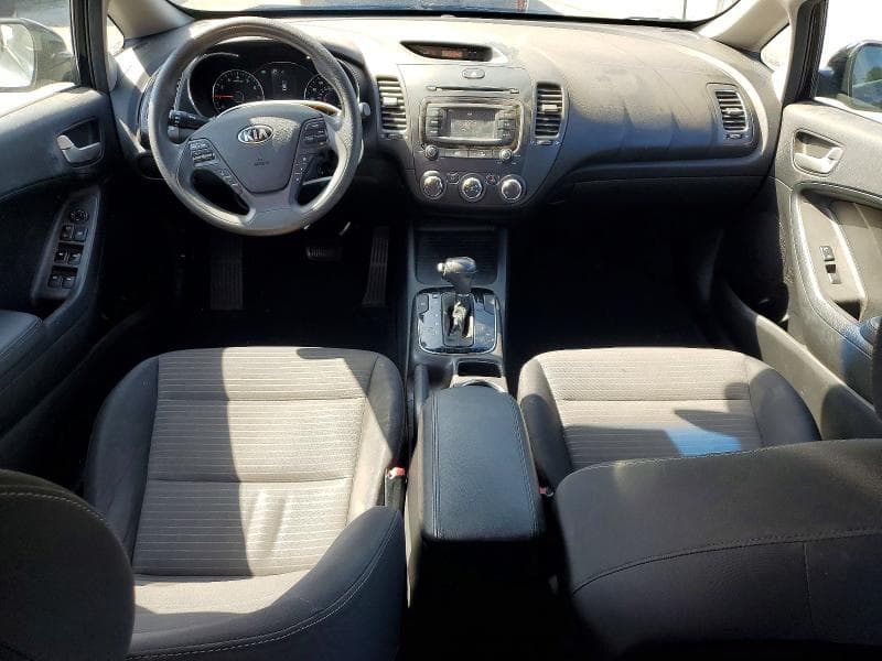 2017 KIA FORTE LX 8
