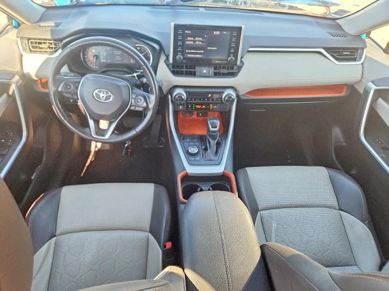 2019 TOYOTA RAV4 ADVENTURE 8