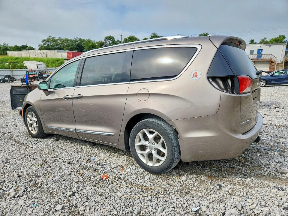 2017 CHRYSLER PACIFICA TOURING L PLUS 2