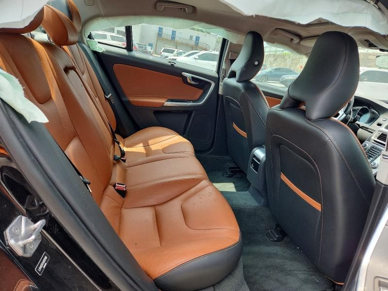 2018 VOLVO S60 INSCRIPTION 10