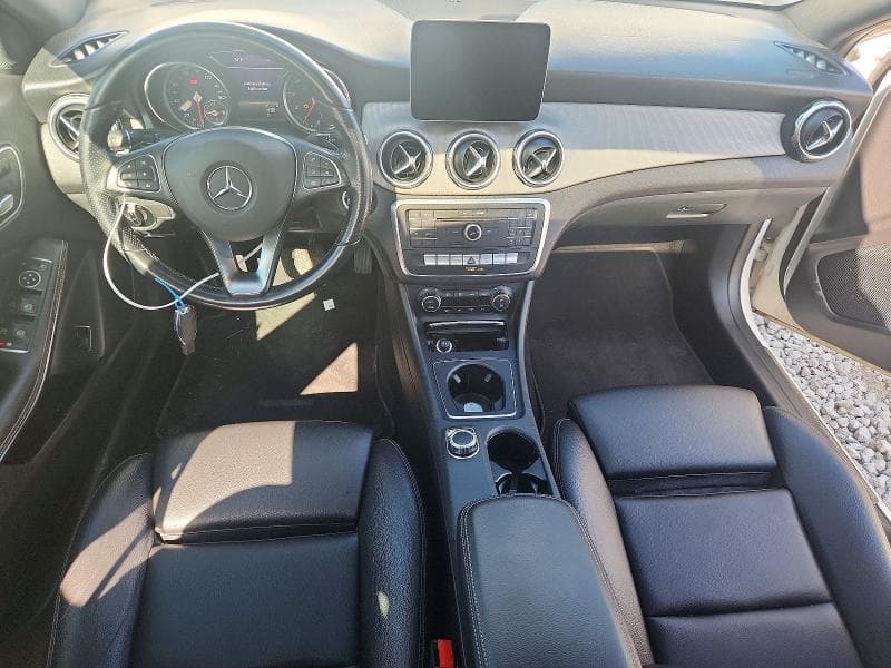 2019 MERCEDES-BENZ GLA 250 8