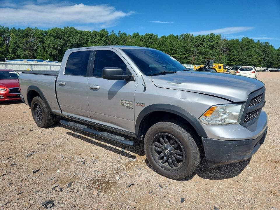 2019 RAM 1500 CLASSIC SLT 4