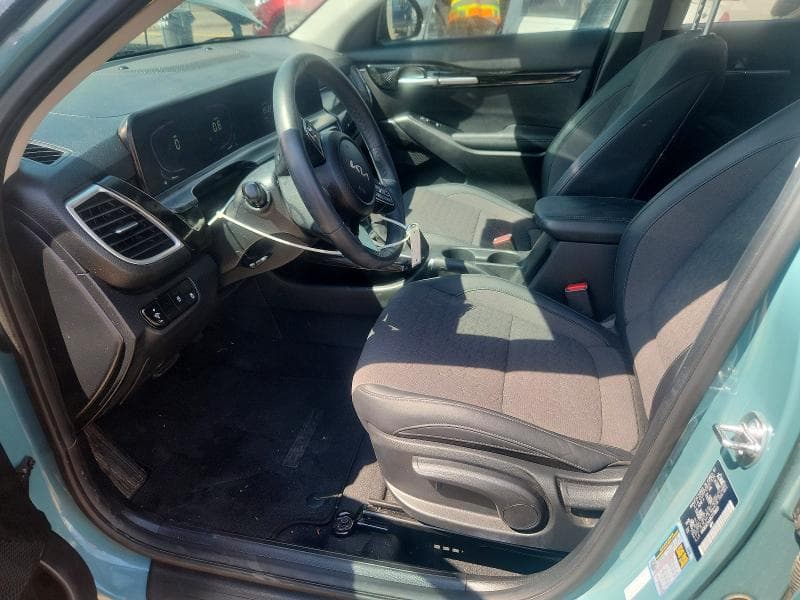 2025 KIA SELTOS S 7