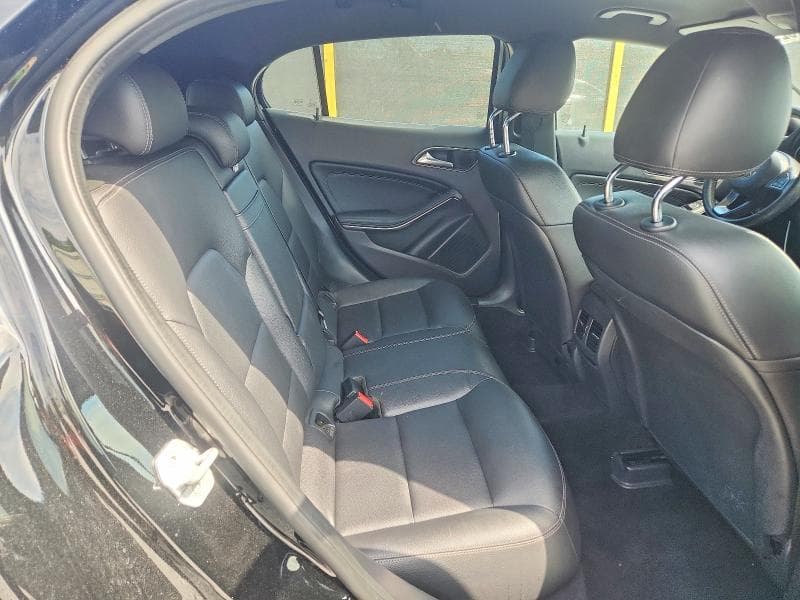 2018 MERCEDES-BENZ GLA 250 10