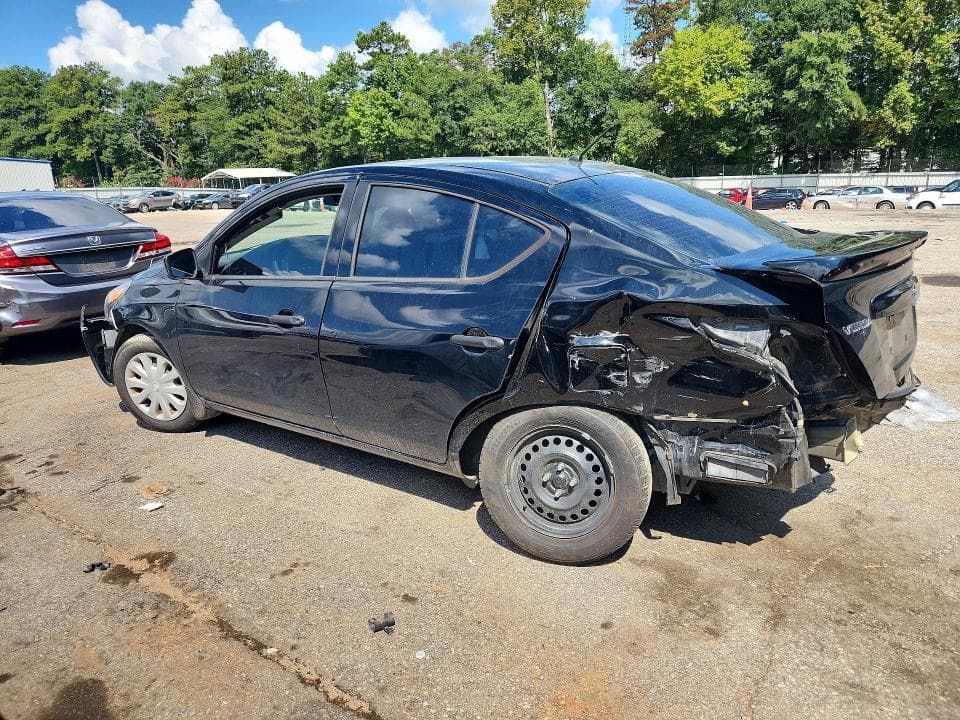 2018 NISSAN VERSA S 2