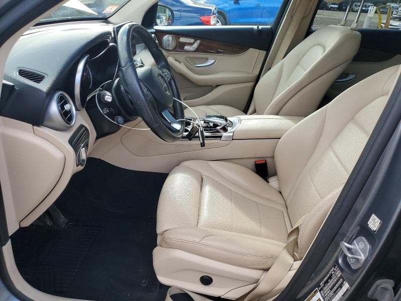 2017 MERCEDES-BENZ GLC 300 4MATIC 7