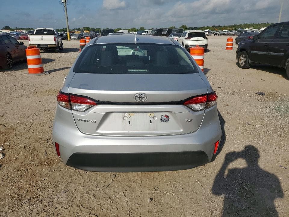 2026 TOYOTA COROLLA LE 6