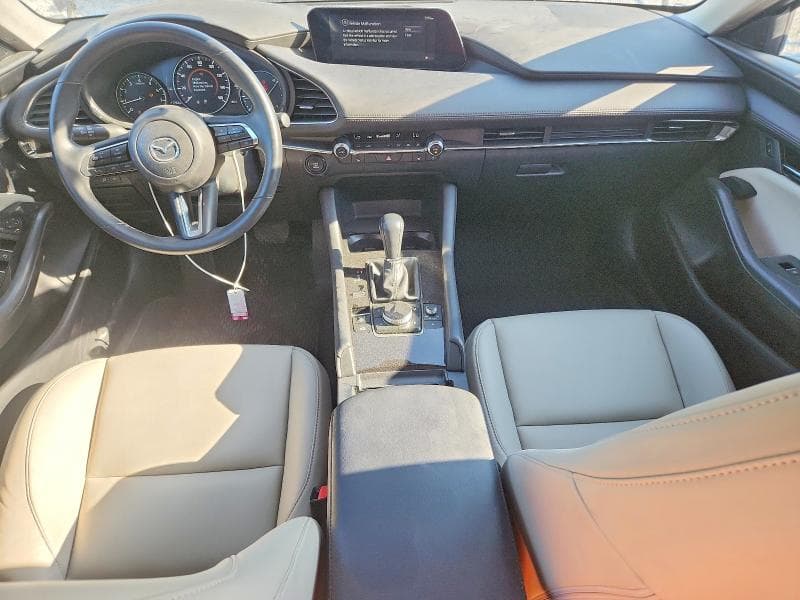 2025 MAZDA 3 PREFERRED 8