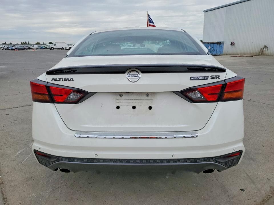 2022 NISSAN ALTIMA SR 6