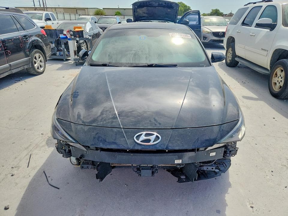 2022 HYUNDAI ELANTRA LIMITED 5