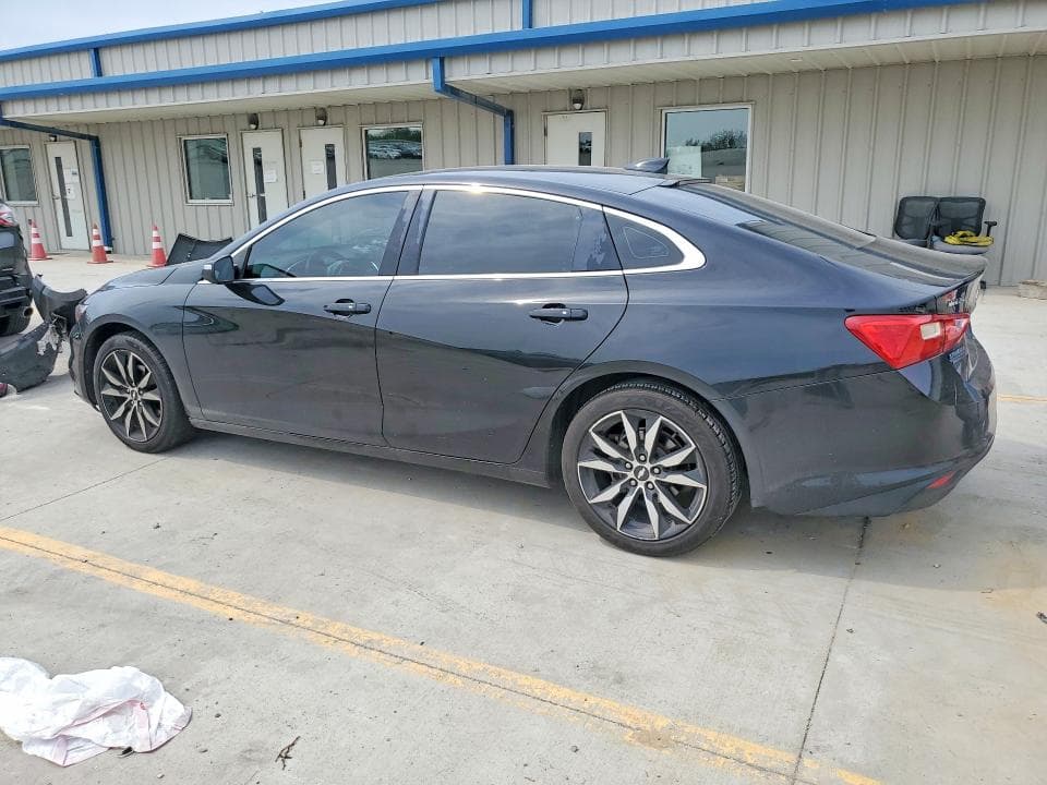 2018 CHEVROLET MALIBU LT 2