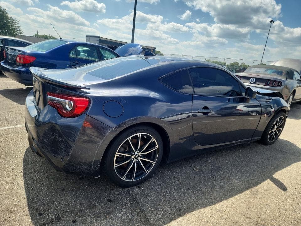 2017 TOYOTA 86 BASE 3