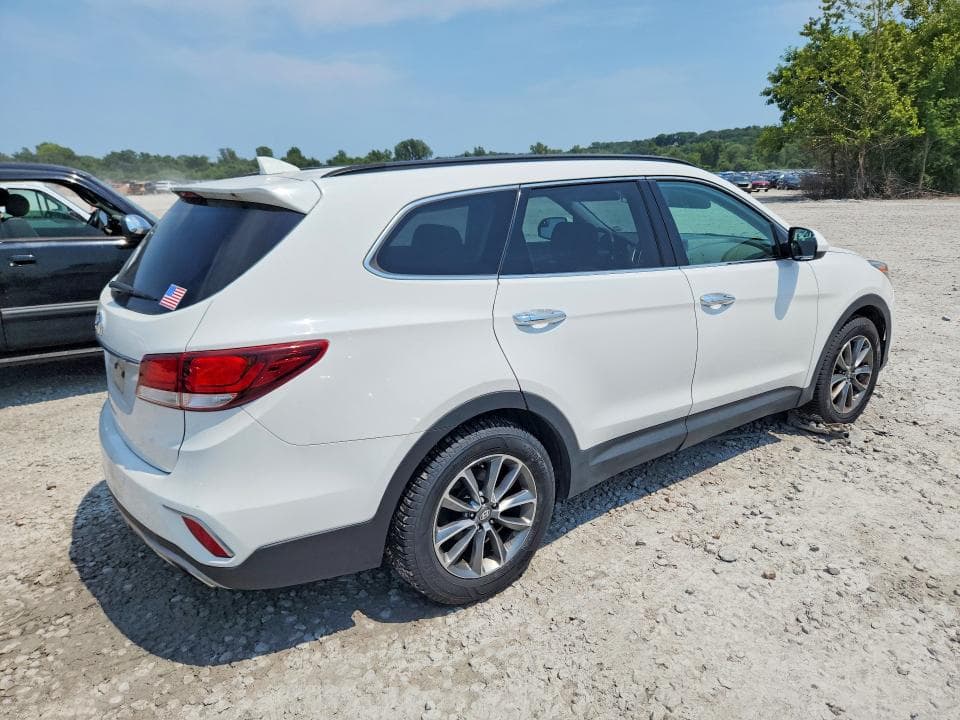 2017 HYUNDAI SANTA FE SE 3
