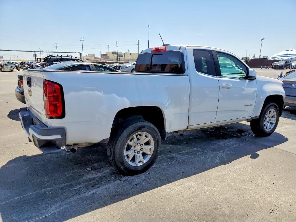2017 CHEVROLET COLORADO LT 3