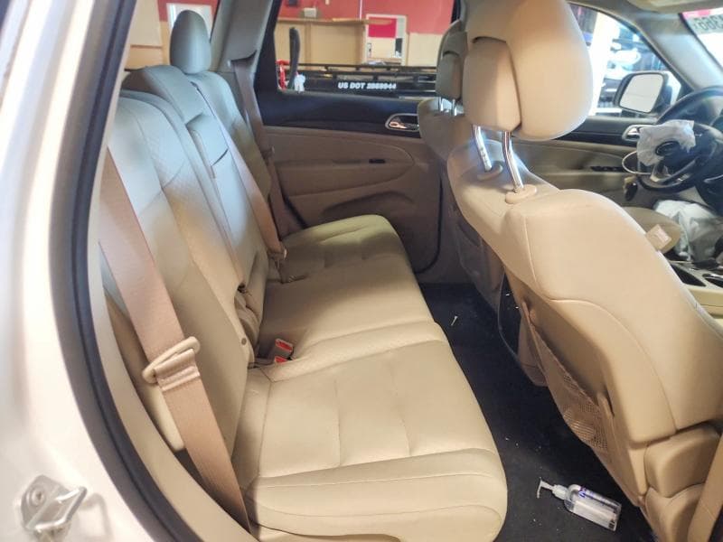 2022 JEEP GRAND CHEROKEE LAREDO E 11