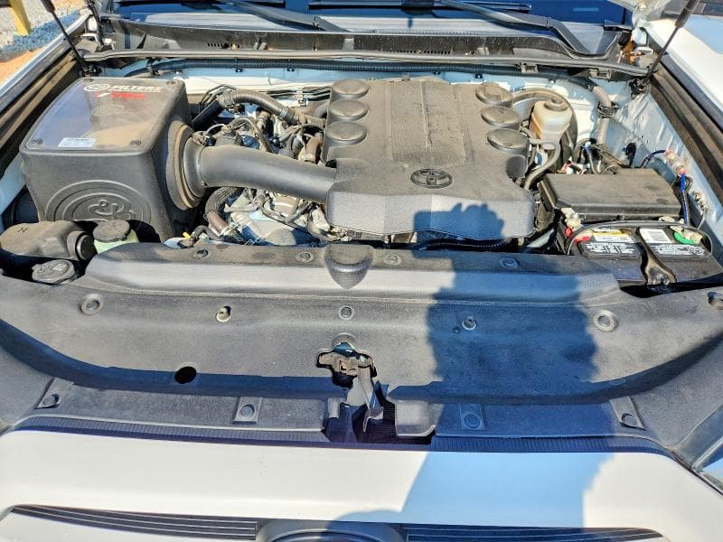 2018 TOYOTA 4RUNNER SR5 12