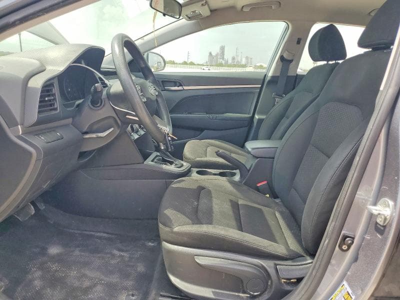 2019 HYUNDAI ELANTRA SE 7