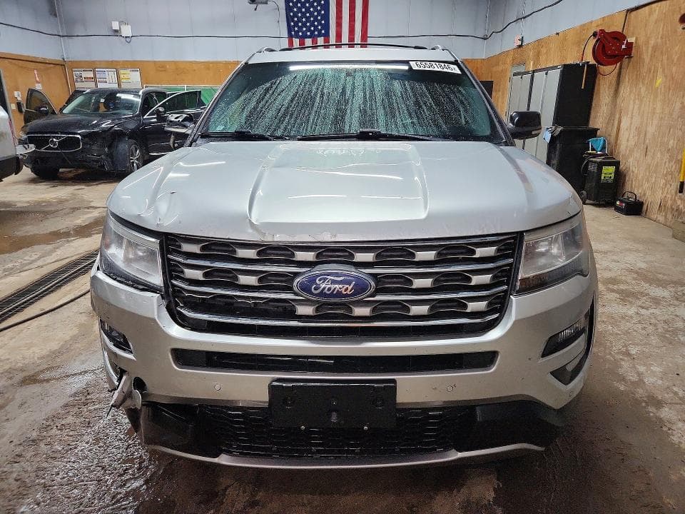 2017 FORD EXPLORER XLT 5