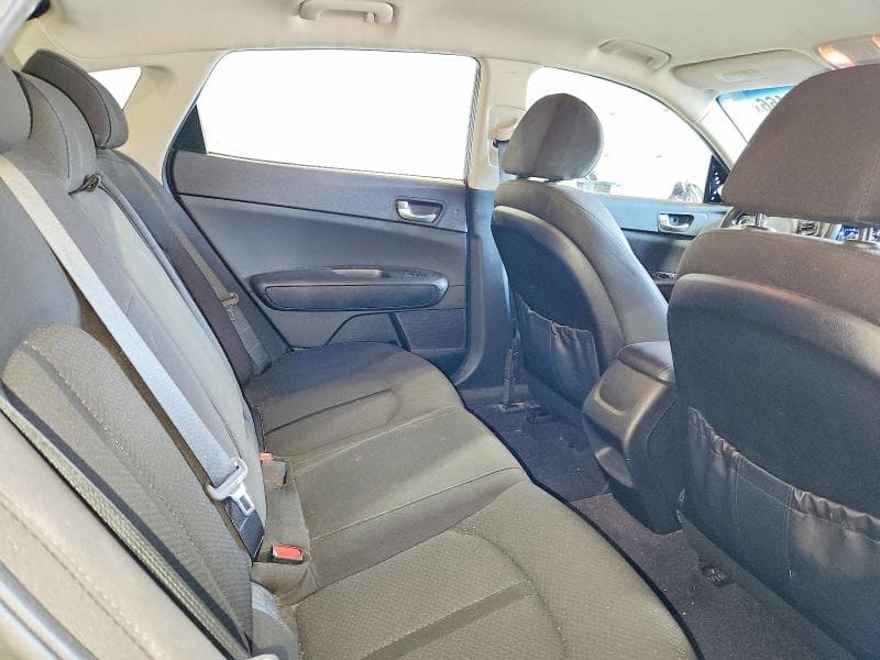 2017 KIA OPTIMA LX 10