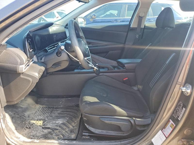 2024 HYUNDAI ELANTRA SEL 7