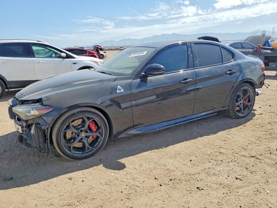 2022 ALFA ROMEO GIULIA QUADRIFOGLIO