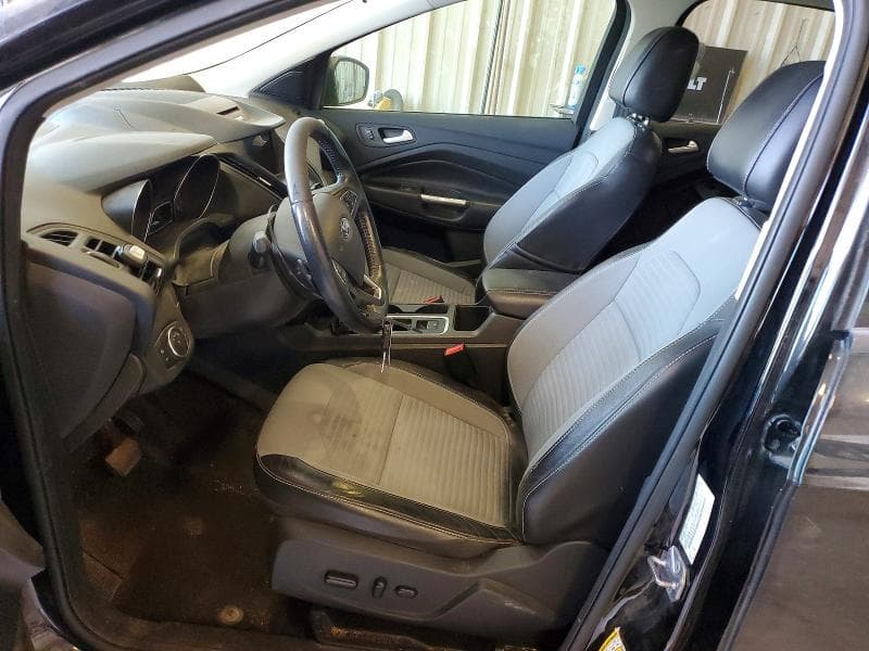 2017 FORD ESCAPE SE 7