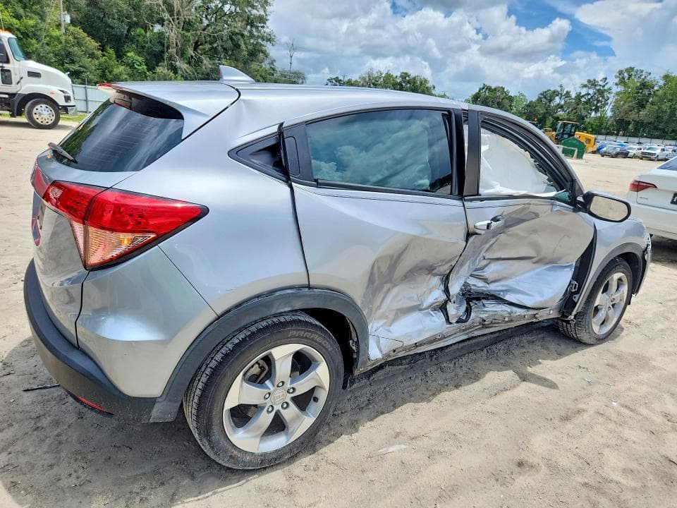 2017 HONDA HR-V LX 3