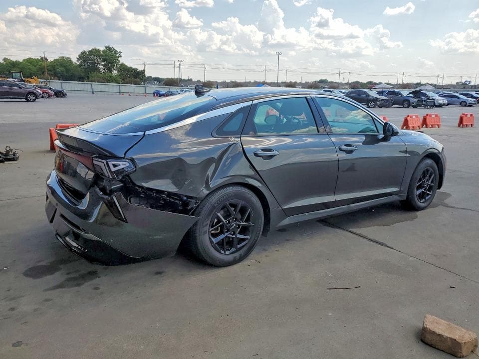 2025 KIA K5 LXS 3