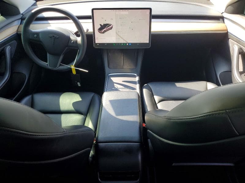 2021 TESLA MODEL 3 8