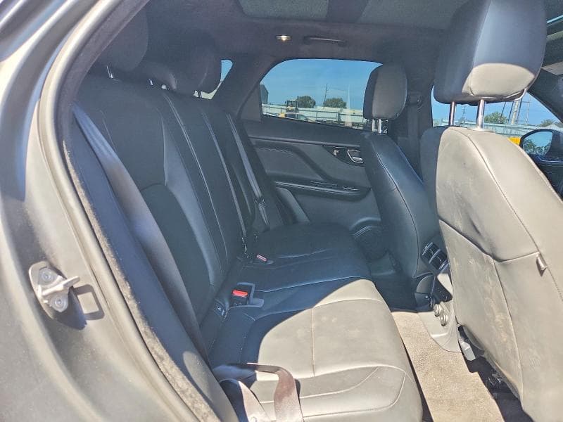 2019 JAGUAR F-PACE PREMIUM 11