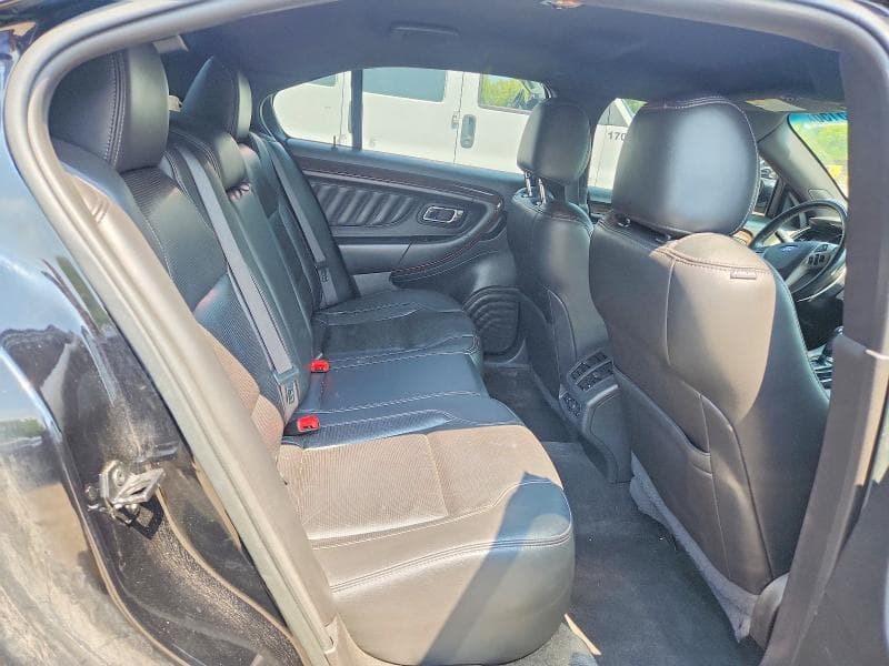 2018 FORD TAURUS LIMITED 10