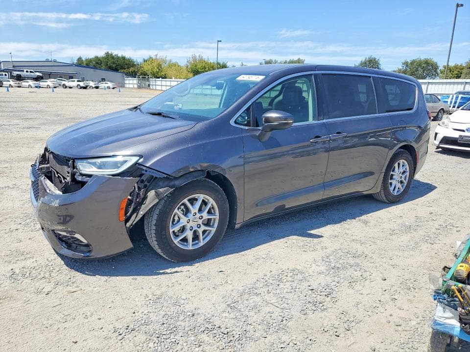 2023 CHRYSLER PACIFICA TOURING L - 1