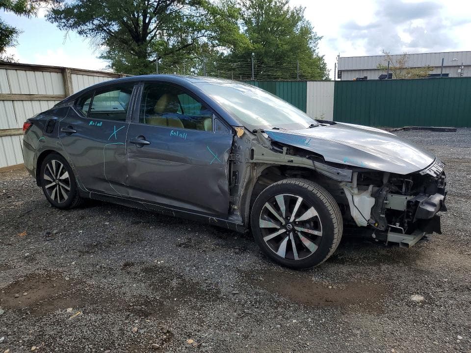 2021 NISSAN SENTRA SV 4