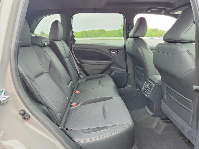 2025 SUBARU FORESTER TOURING 11