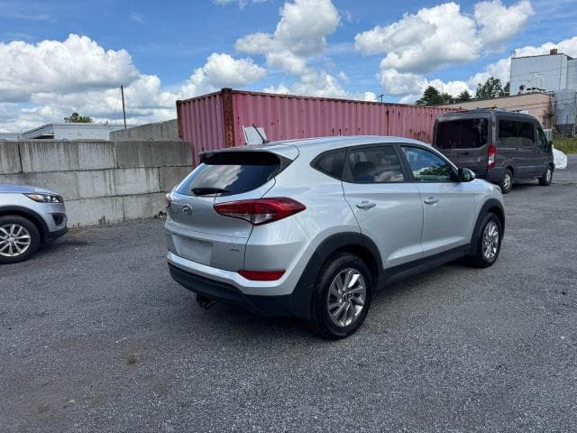 2018 HYUNDAI TUCSON SE 4