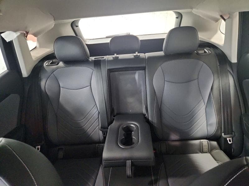 2026 VOLKSWAGEN TIGUAN SE 10