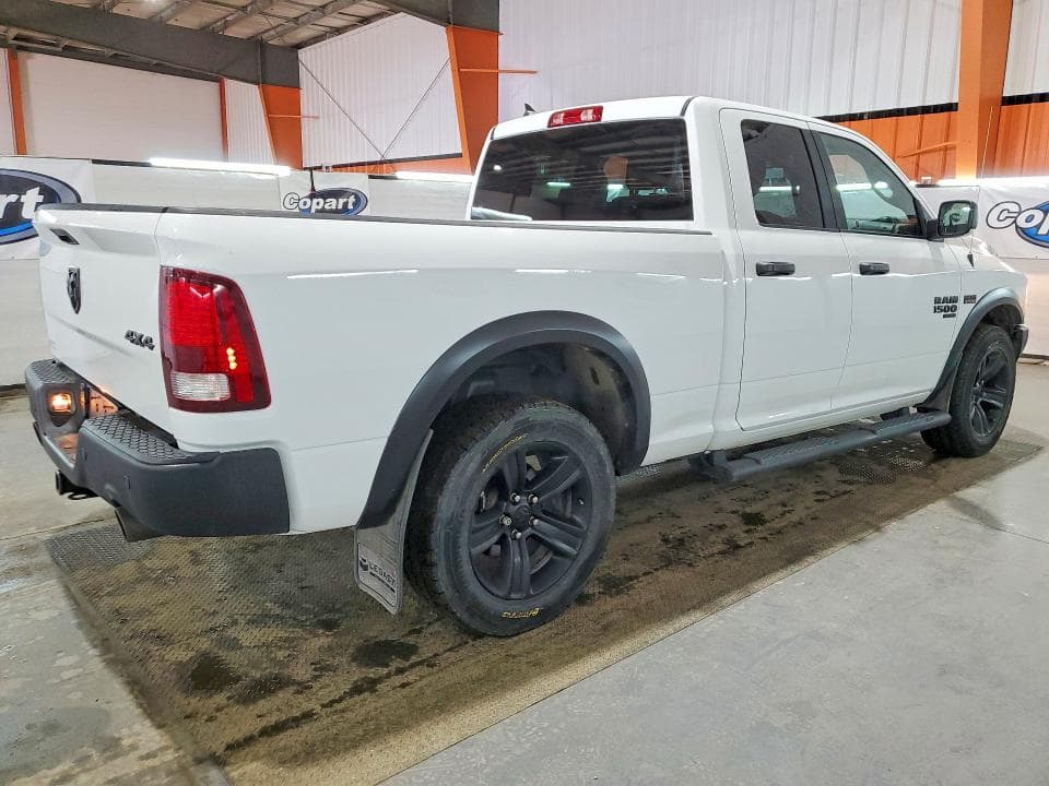 2022 RAM 1500 CLASSIC SLT 3