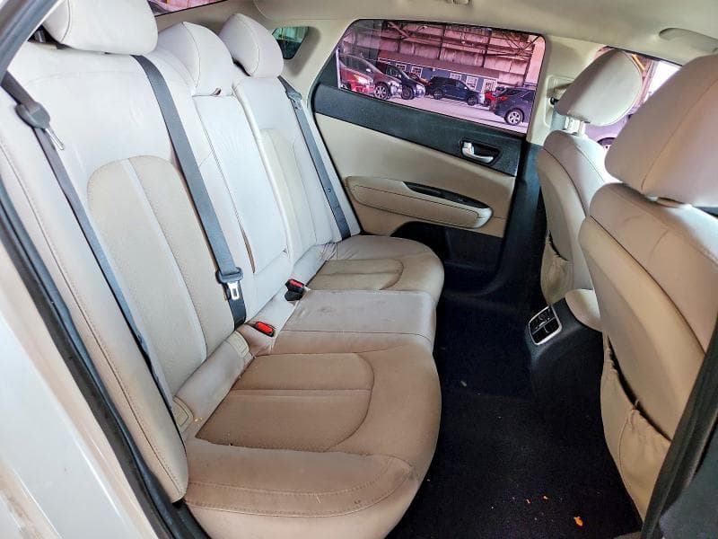 2017 KIA OPTIMA LX 10