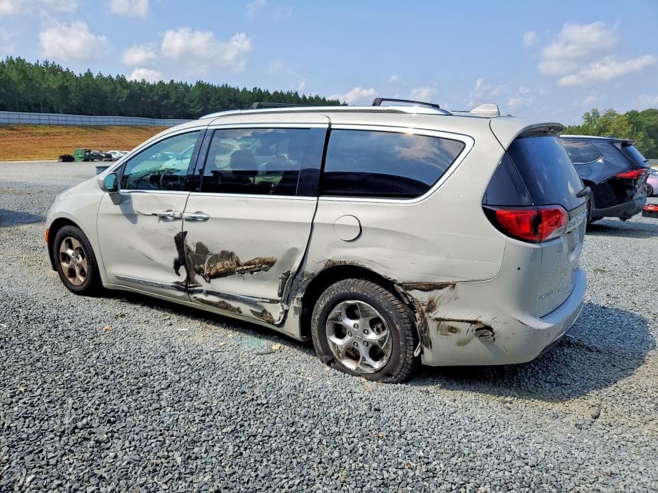 2017 CHRYSLER PACIFICA TOURING L PLUS 2