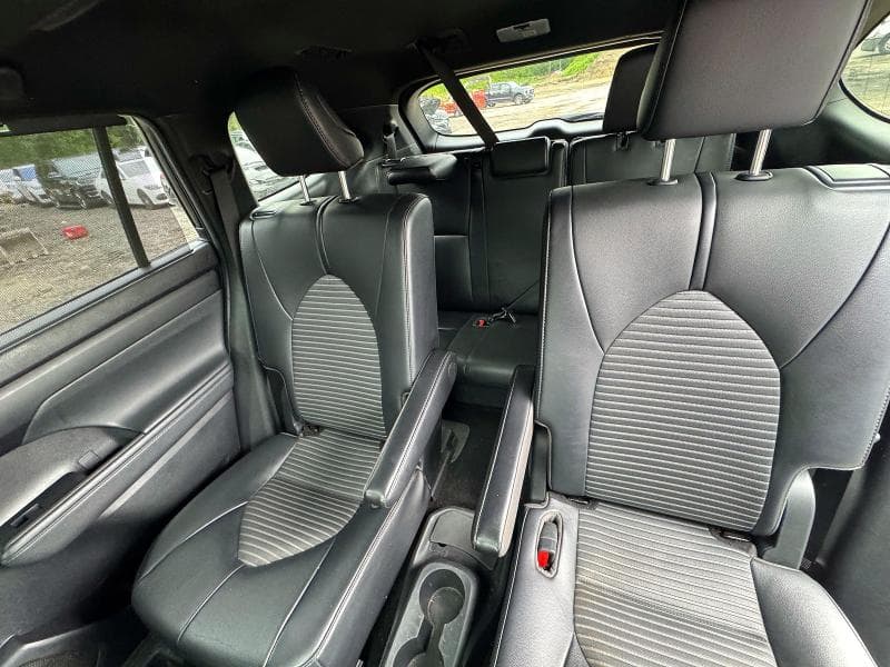 2021 TOYOTA HIGHLANDER XSE 11