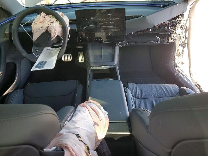 2026 TESLA MODEL 3 8